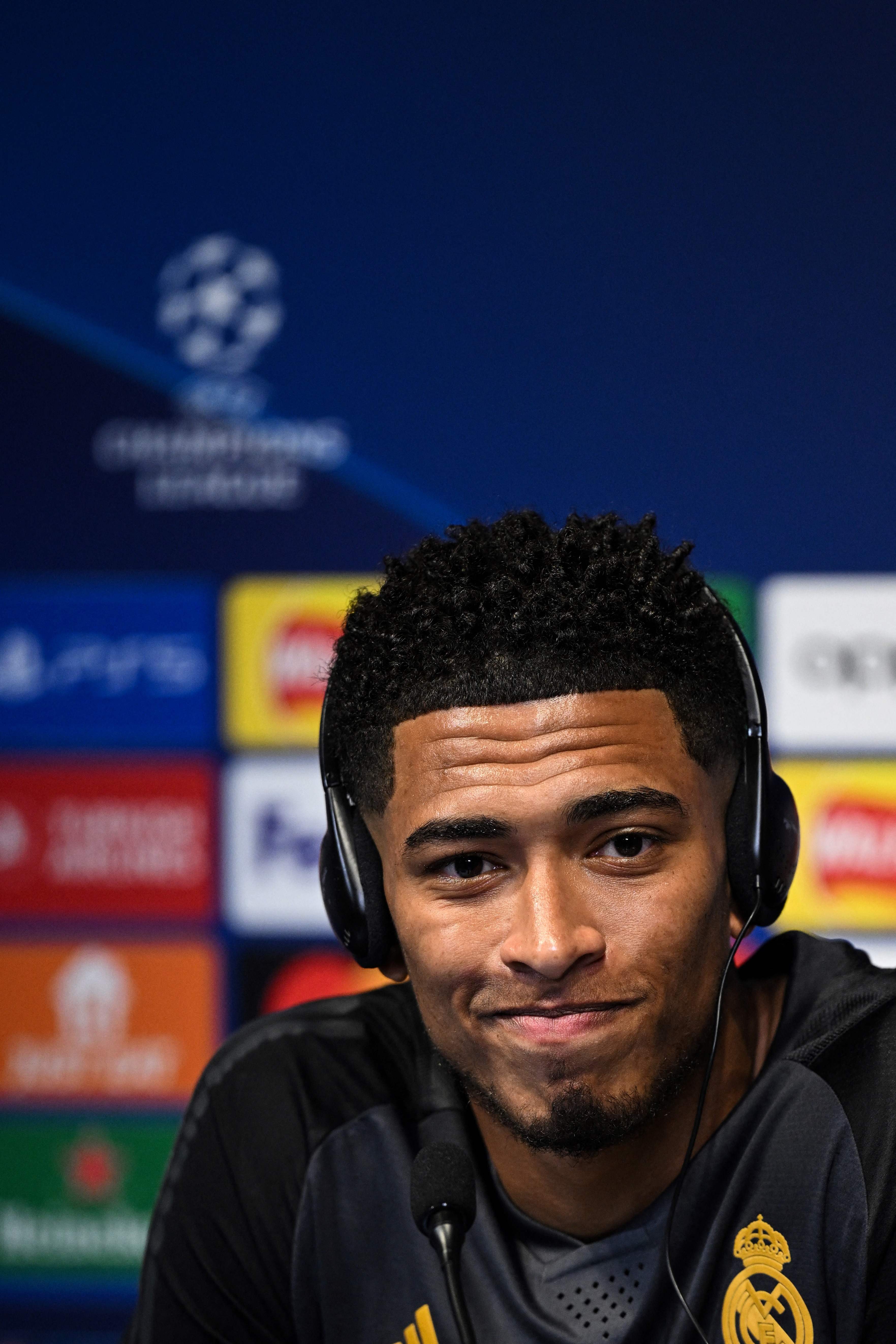 电竞平台-国际比赛日纽约尼克斯备战欧冠，刷新队史纪录细节曝光，更衣室稳定，训练强度明显提升的简单介绍