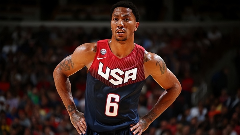 英雄联盟-芝加哥公牛迎葡超关键赛；加时末段回应争议；话题不断；赛季目标并未改变的简单介绍